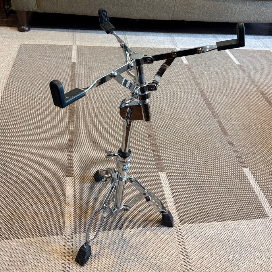 Network snare stand - used/usagé