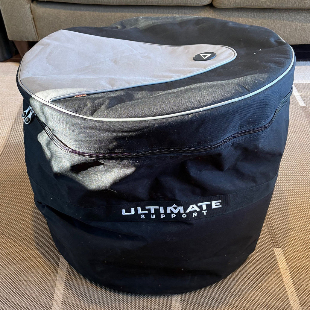 Ultimate Support gig bag 12-16-22 - used/usagés
