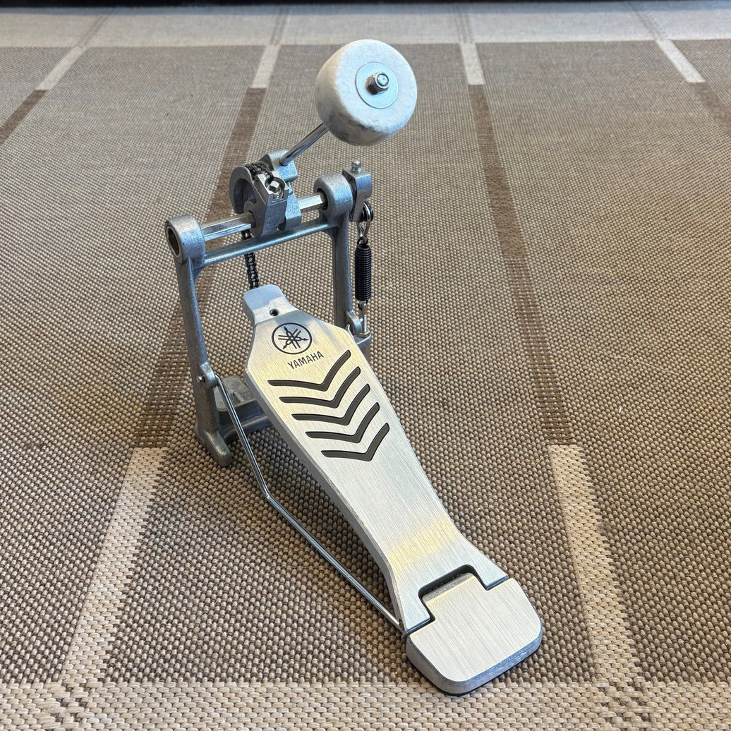 Yamaha bass drum pedal - used/usagée