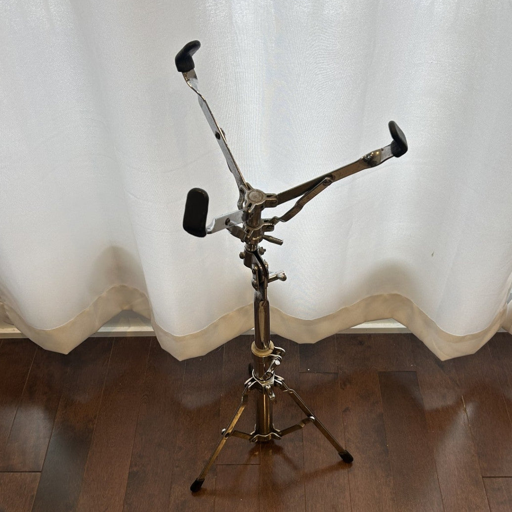 Pearl cymbal stand - used/usagé