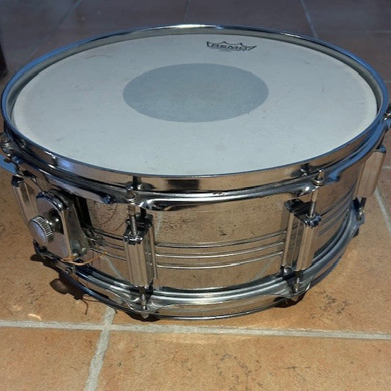 Aria snare drum steel/ caisse claire en acier - used/usagé