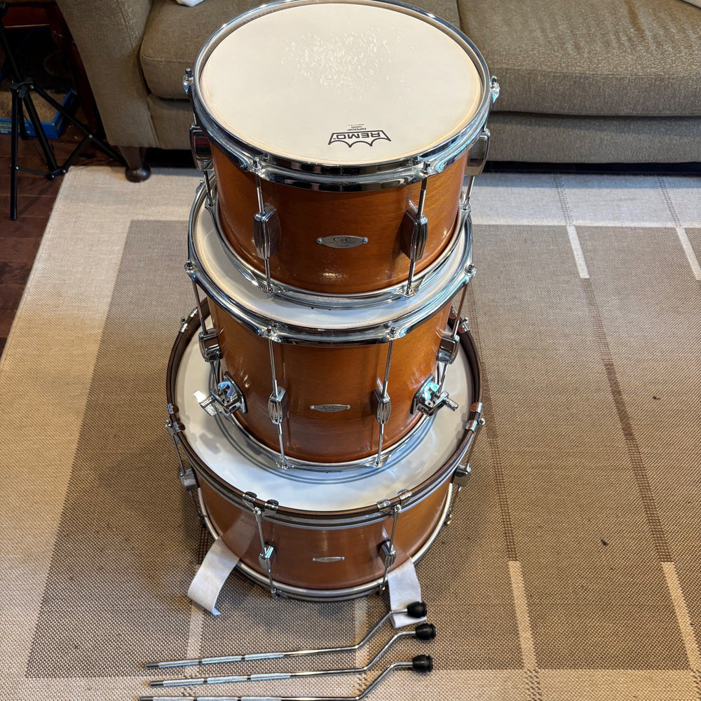 C&C Drum Set Kit/ ensemble de drum - Used/Usagé