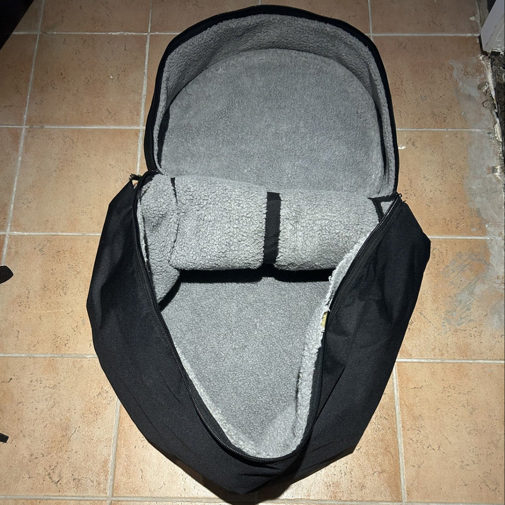 Drum Seeker gig bag 20x18 - used/usagé