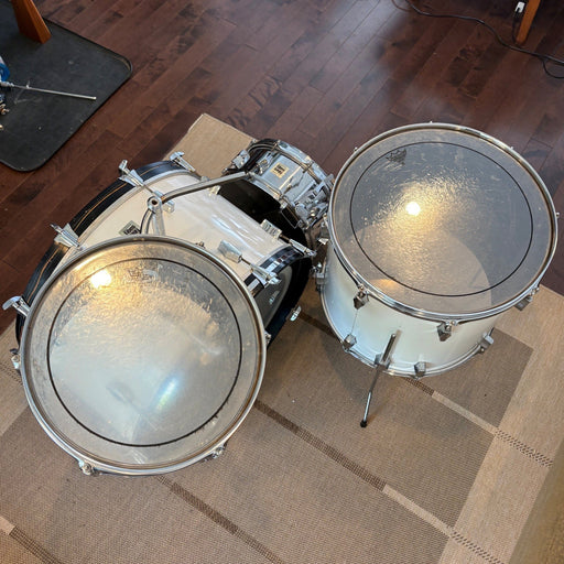 Fibes drum set kit fiber glass/Ensemble de tambours en fibres de verre - used/usagé