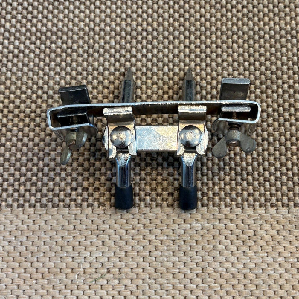 Gibraltar SC-4402 Hoop Mounted Bass Drum Anchor/Griffes a bass drum - used/usagées