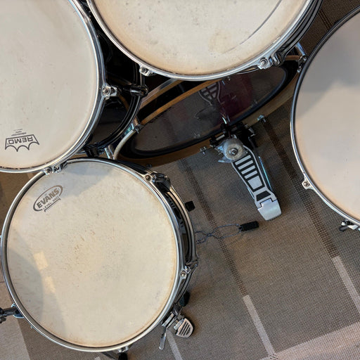 Mapex Venus Drum/Batterie  set kit/ensemble with/Avec Zildjian cymbal(e)s - used/usagée