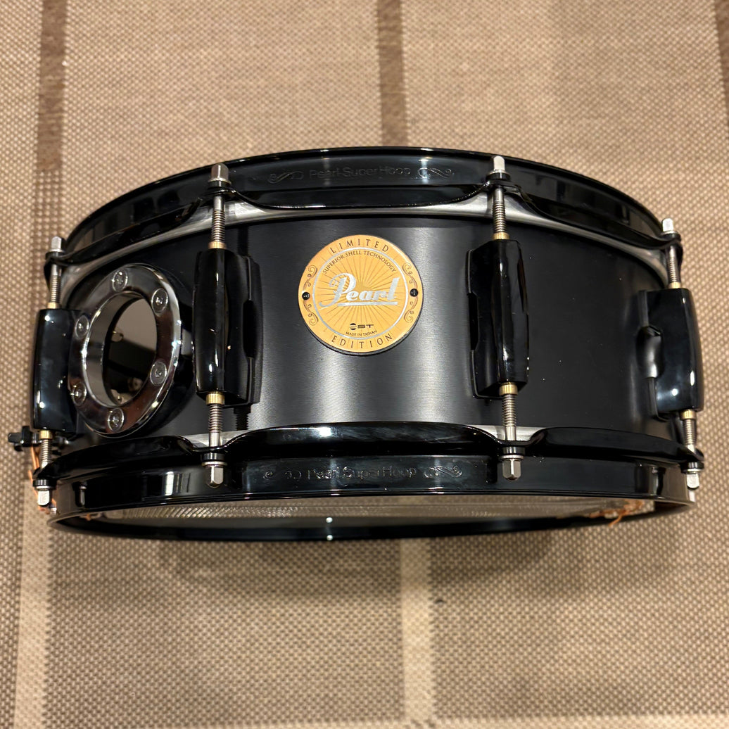 Pearl Ultracast Aluminium snare drum vented(4)/en aluminium et 4 trous - used/usagé