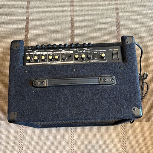Roland KC-350 Stereo Mixing Drum/Keyboard Amp/amplificateur de drum ou clavier - used