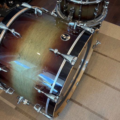 Sonor Rocket 360 Maple drum set kit / Ensemble de tambours en érable - used/usagée