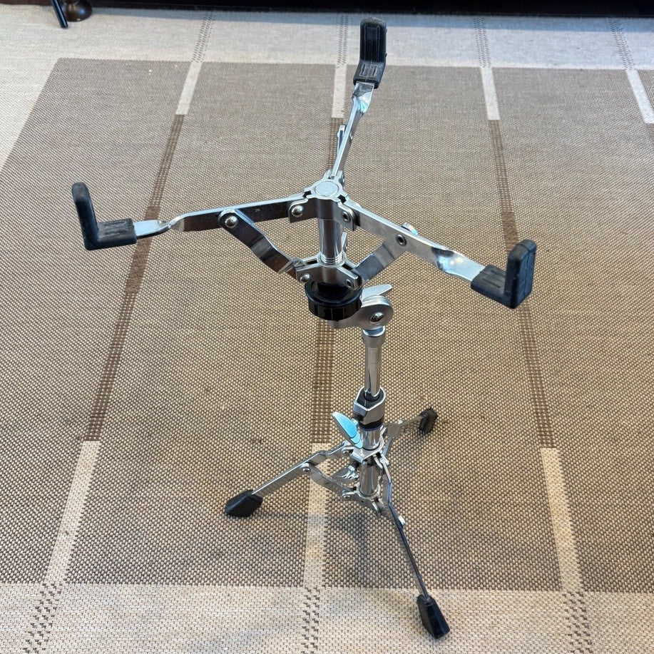 Yamaha JSS662 Snare Stand for 12' Snare- used/usagé