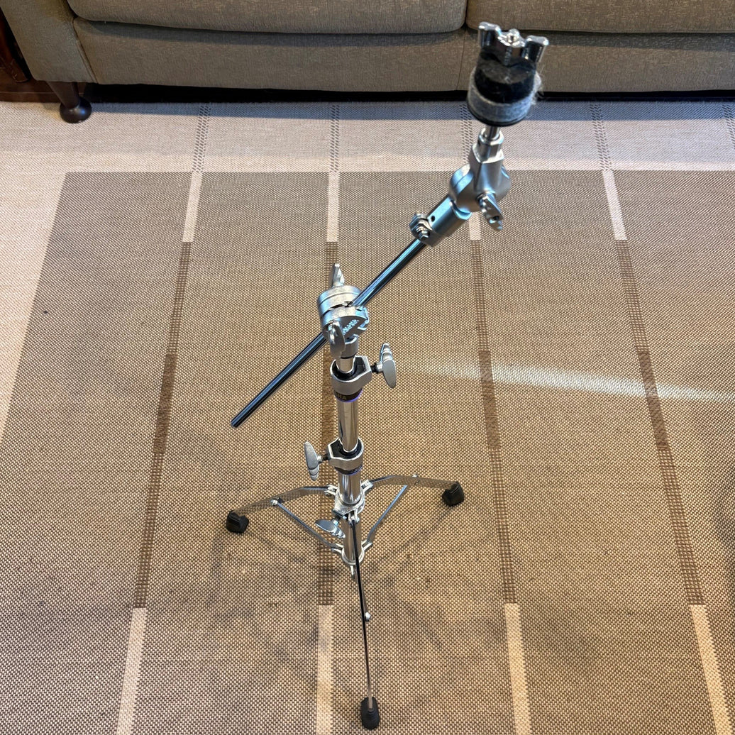 Yamaha boom stand single brace/ trépied à perche avec pattes simple - used/usagé