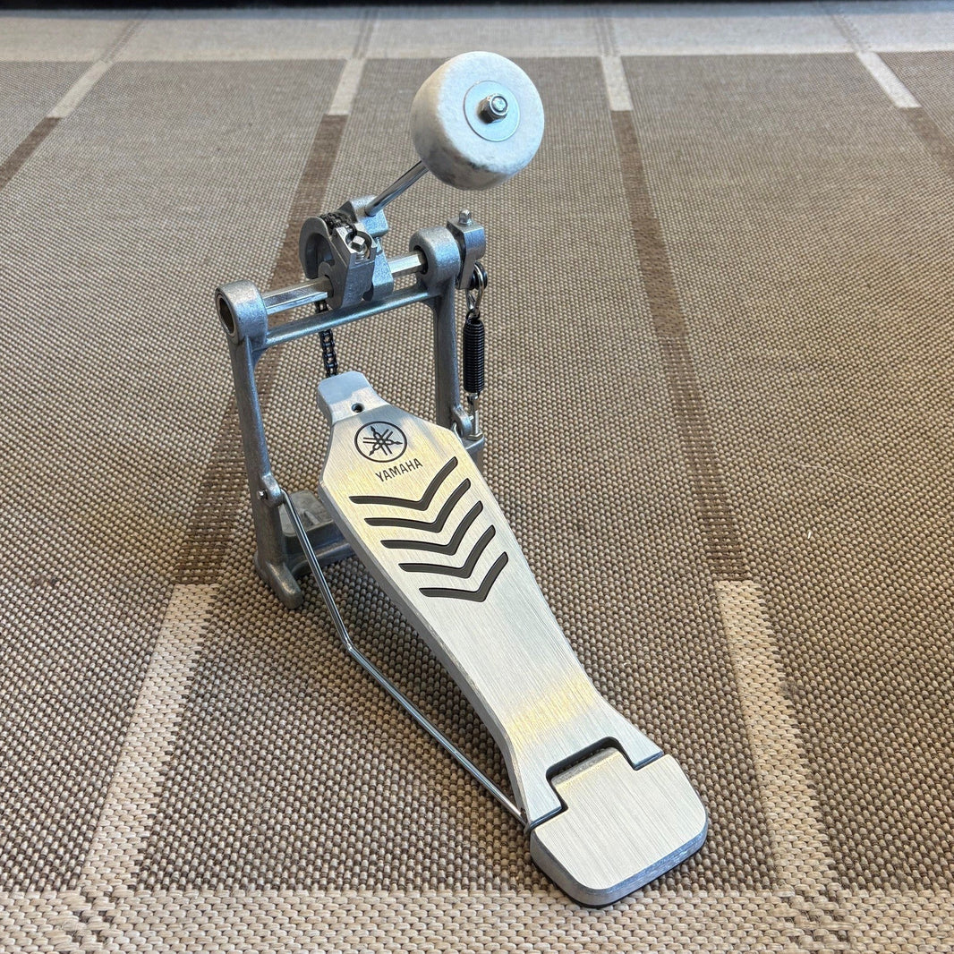 Yamaha bass drum pedal - used/usagée