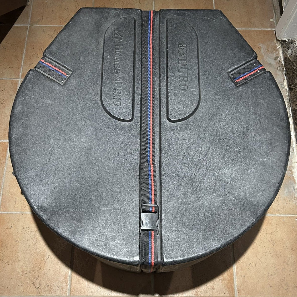 Humes and Berg Enduro 24x18  hardcase - used/usagé